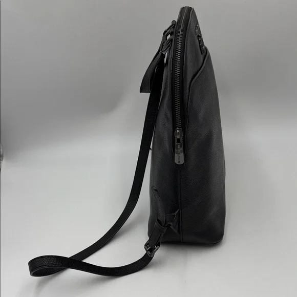 Michael Kors Adele Large
Leather Backpack in
Midnight - Picture 3 of 11